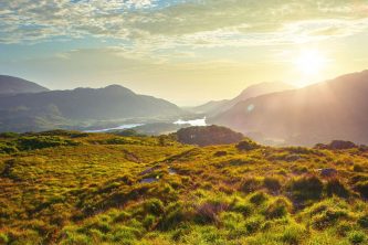 ICONIC IRELAND: WALKING THE KERRY WAY