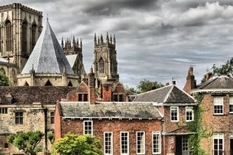 HISTORIC BRITAIN: FROM LONDON TO EDINBURGH