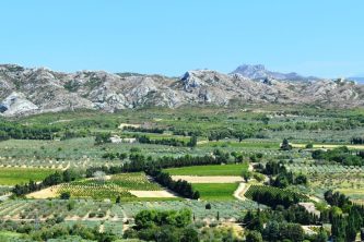LES ALPILLES: VAN GOGH'S PROVENCE